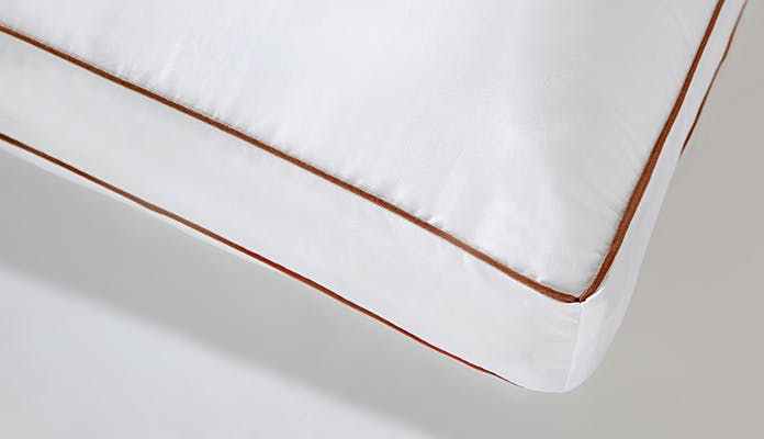 The saatva outlet pillow