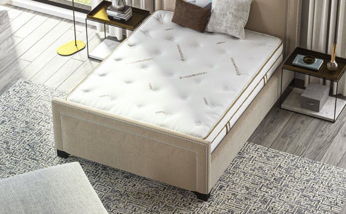 Saatva shop innerspring mattress