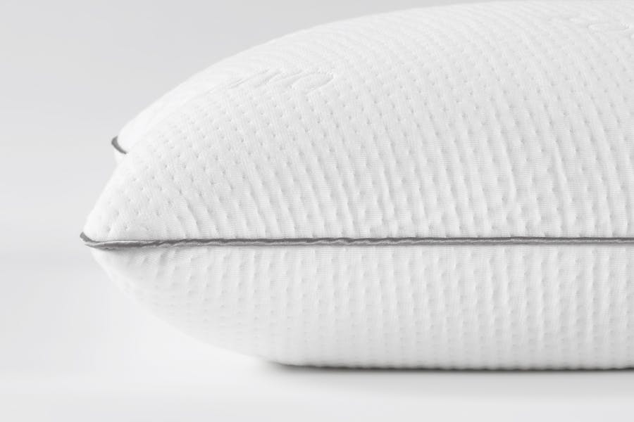Saatva Cloud Memory Foam Pillow