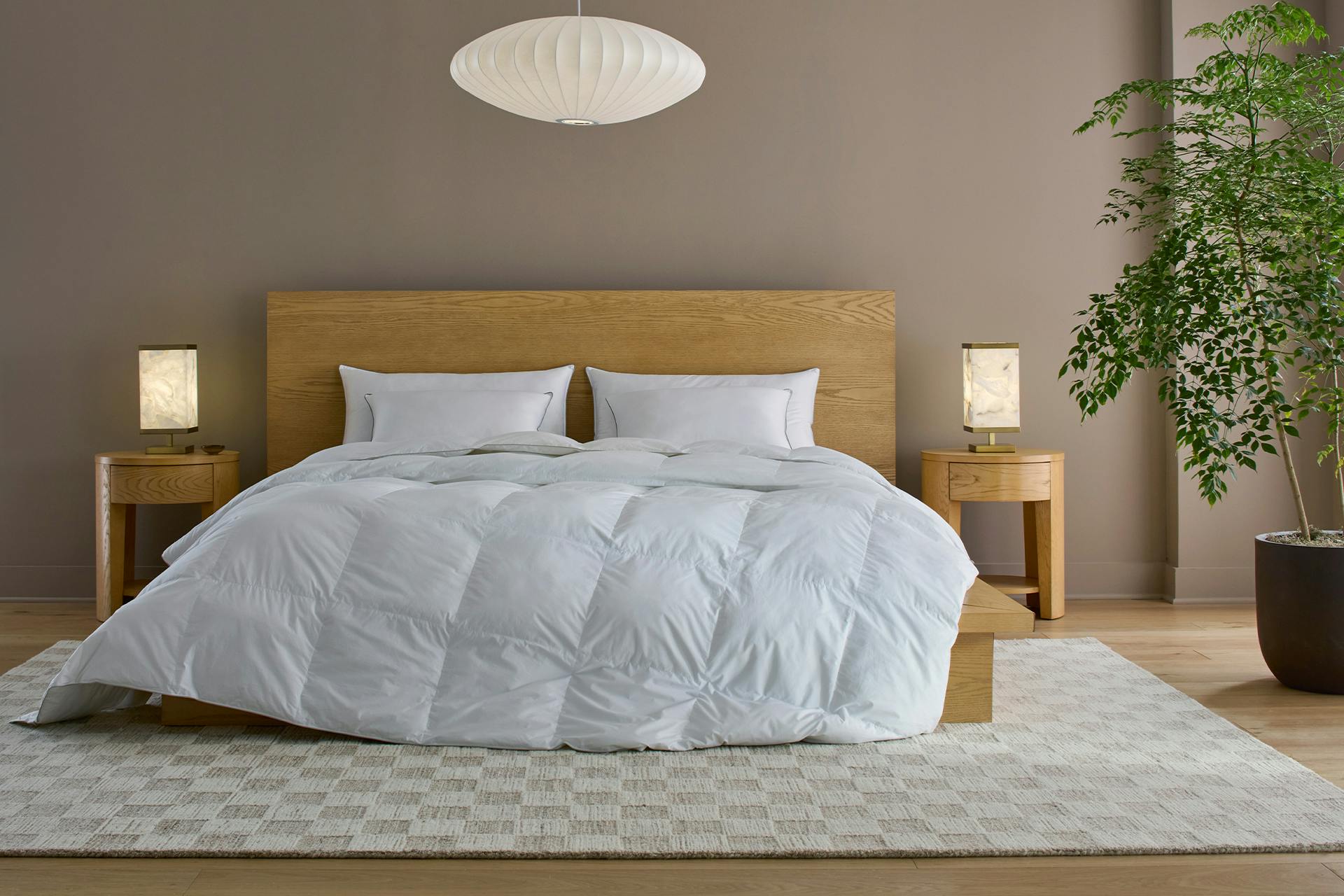 Saatva Down Alternative Comforter