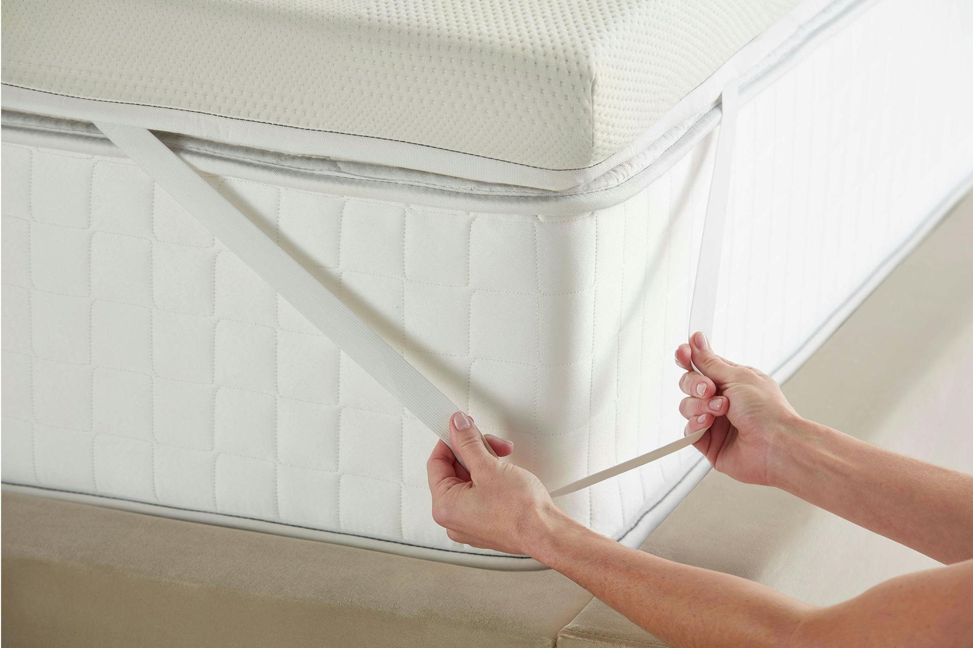 Saatva Mattress Topper - Thumbnail 2