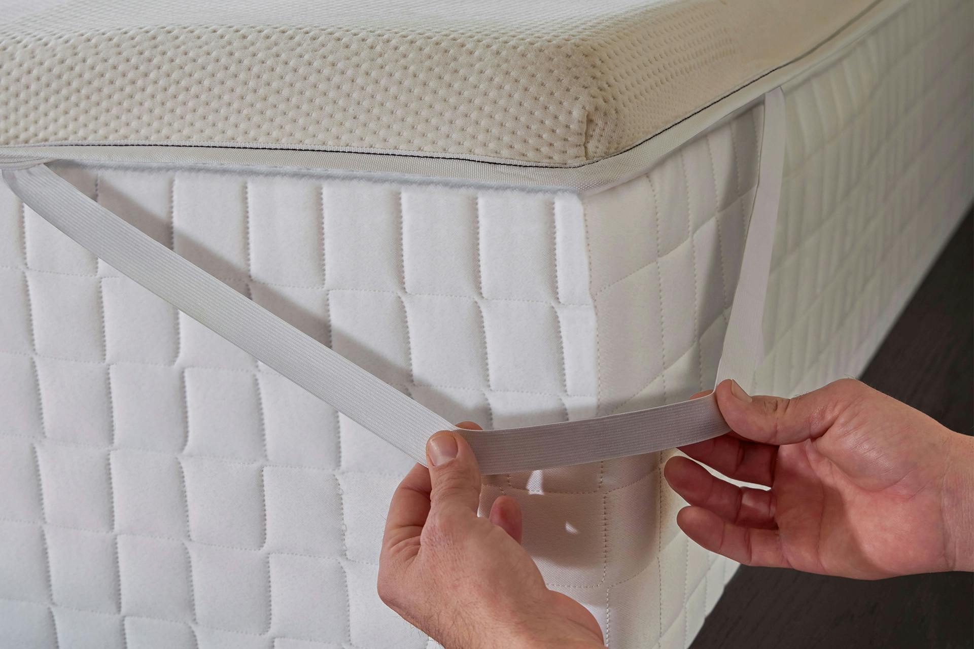 Saatva Mattress Topper - Thumbnail 2