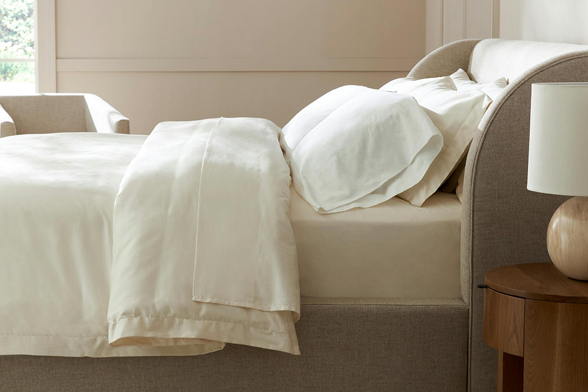 Saatva Organic Sateen Duvet Cover - Thumbnail 4
