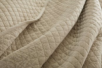 Organic Velvet Diamond Quilt