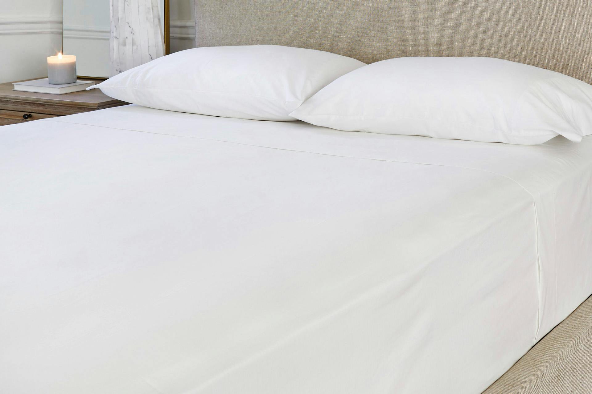 Saatva Organic Sateen Sheet Set - Thumbnail 5