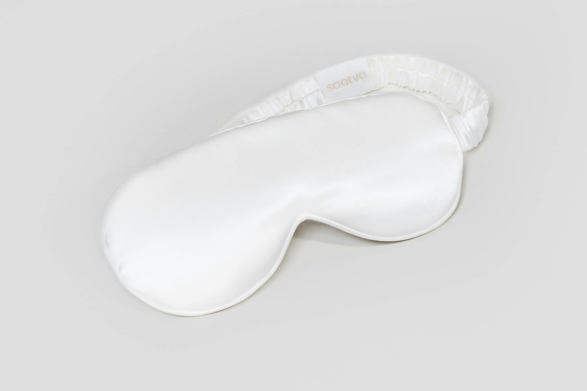 Saatva Silk Eye Mask - Thumbnail 2